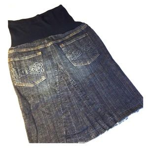 Maternity denim skirt - M